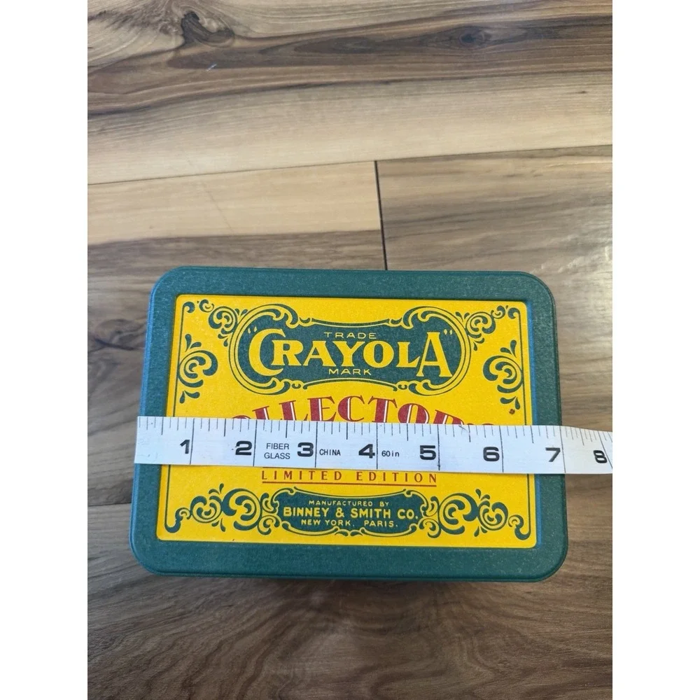 Vintage 1991 Crayola Collector's Colors Limited Edition Tin w/ 8 Crayon Pack